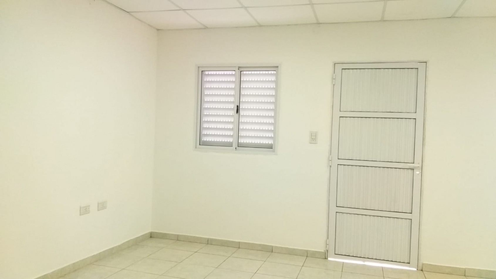 PRINGLES 1548 - 18 E/ 31 Y AV. 33