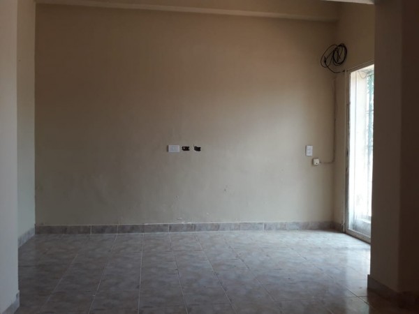 VENTA DE CASA - Bº Oro Blanco - Zona Universitaria