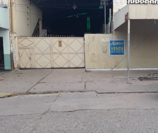 SE VENDE LOCAL COMERCIAL. CALLE 3 E/ 14 Y 16 - CENTRO