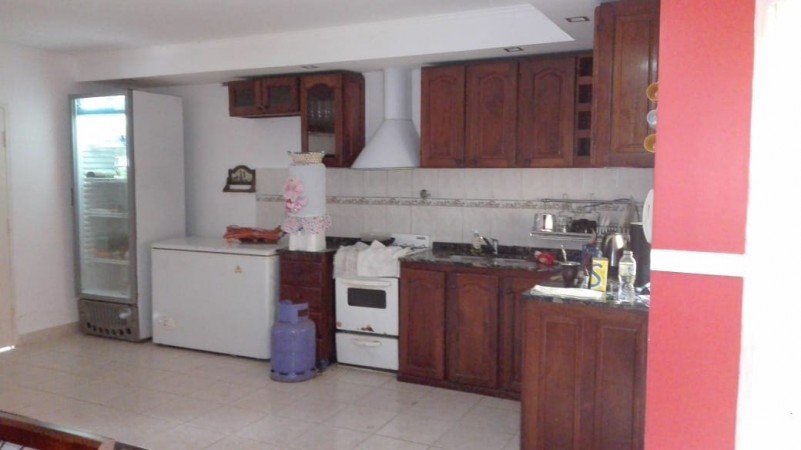 VENTA DE CASA - MACHAGAI - CENTRO 