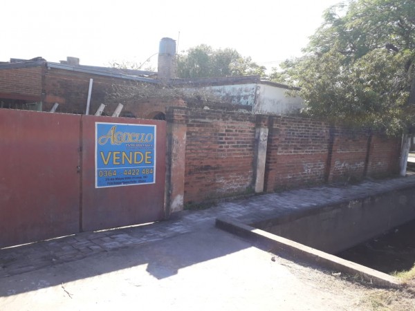 SE VENDE CASA Y UN DEPARTAMENTO - AVENIDA 1 ESQUINA 22 - CENTRO - 