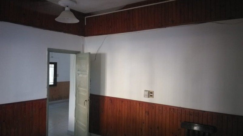 SE VENDE CASA Y UN DEPARTAMENTO - AVENIDA 1 ESQUINA 22 - CENTRO - 