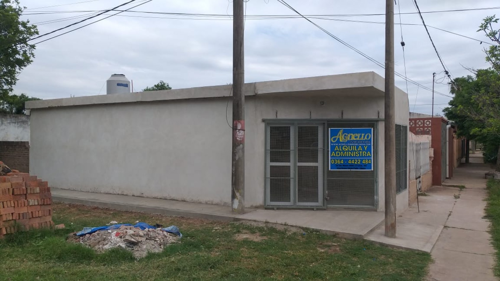AV. 33 ESQ. 38 - B COLON