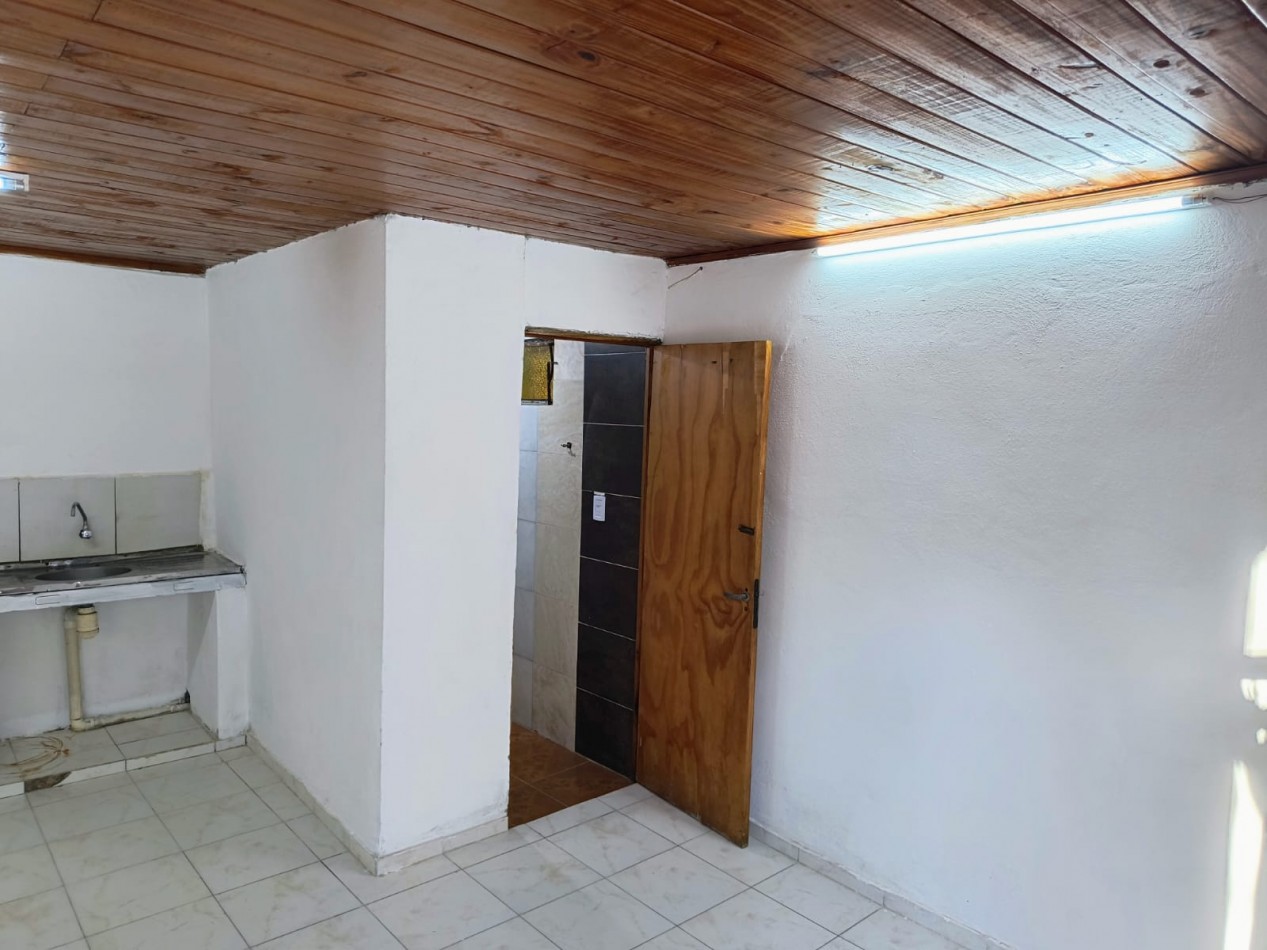 AV. F. CANTEROS 100 - AV. 000 E/ 5 Y 3 B RESERVA ESTE  