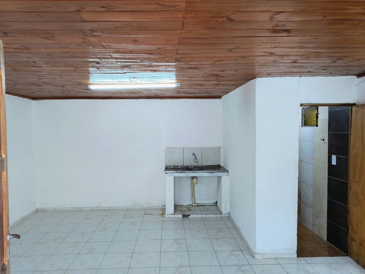 AV. F. CANTEROS 100 - AV. 000 E/ 5 Y 3 B RESERVA ESTE  