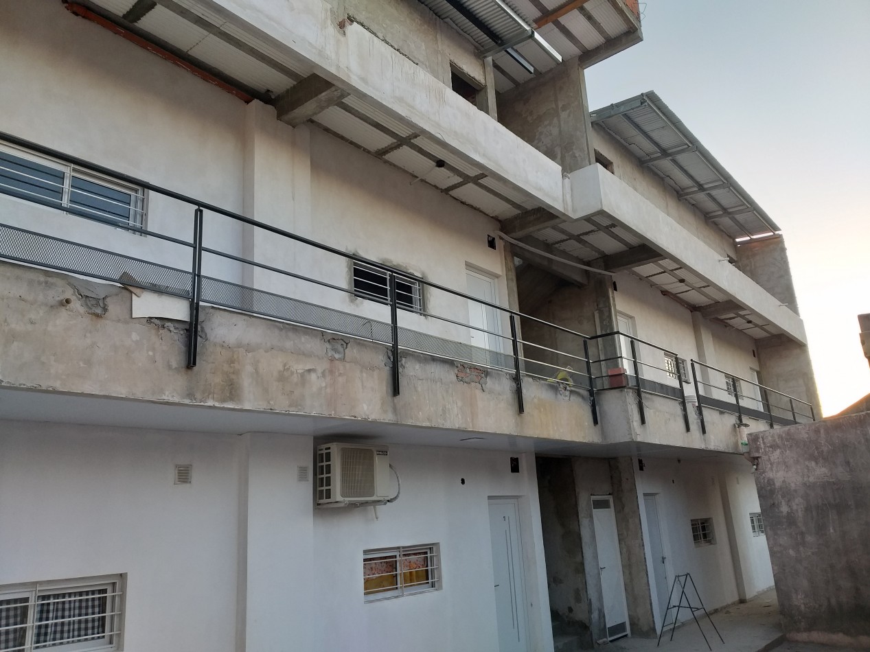 CALLE LAVALLE 724 -  (Calle 7 e/ 10 y 12 - ensanche sur ) - zona uncaus