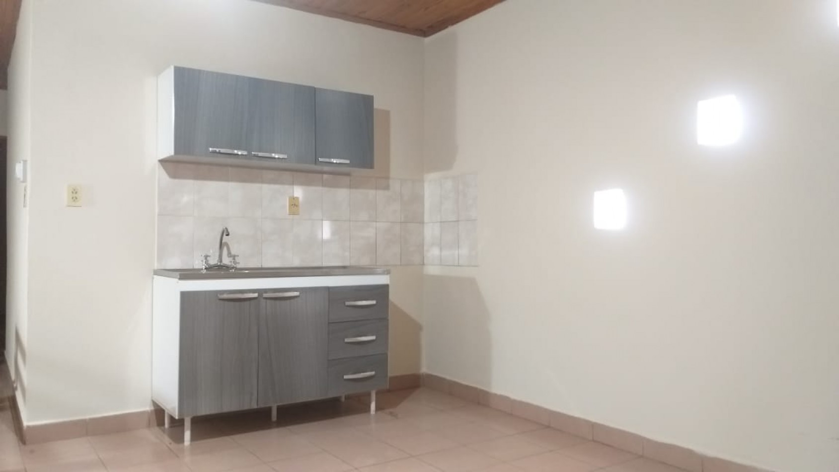 CALLE 19 ESQ. 42 B 104 VIVIENDAS 