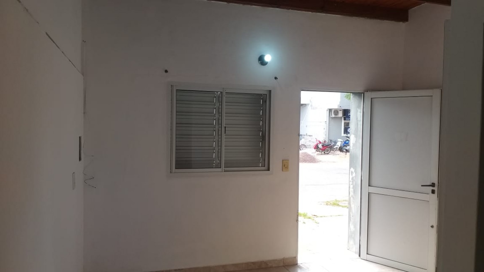 URQUIZA 151 - 6 E/ 3 Y 5 CENTRO