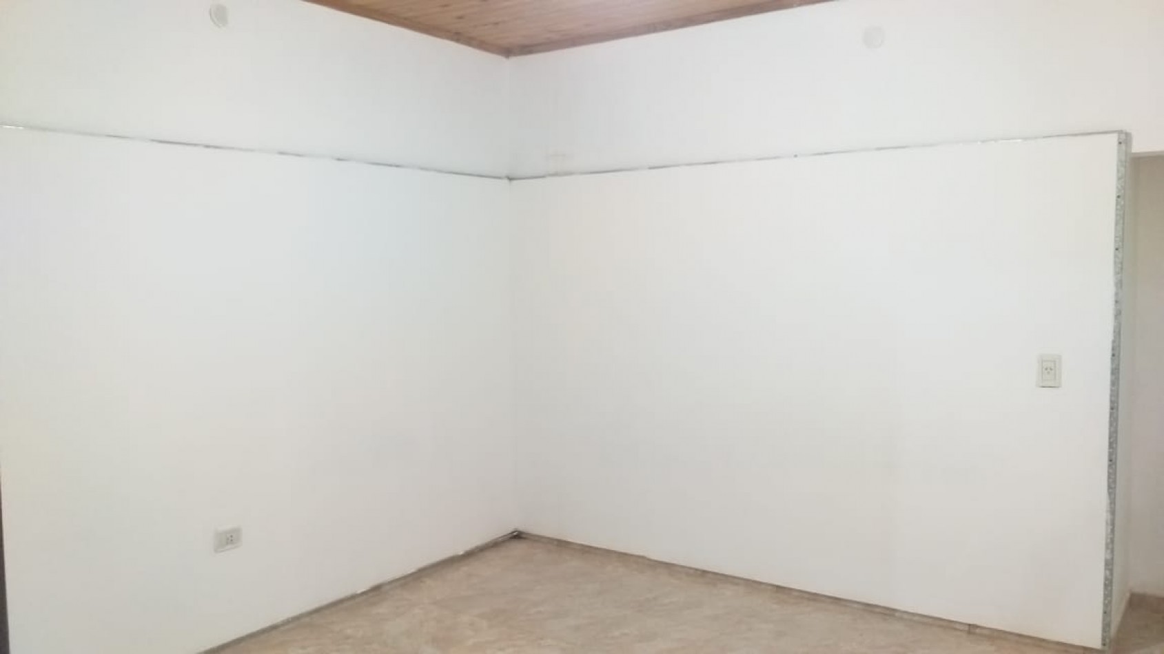 URQUIZA 151 - 6 E/ 3 Y 5 CENTRO