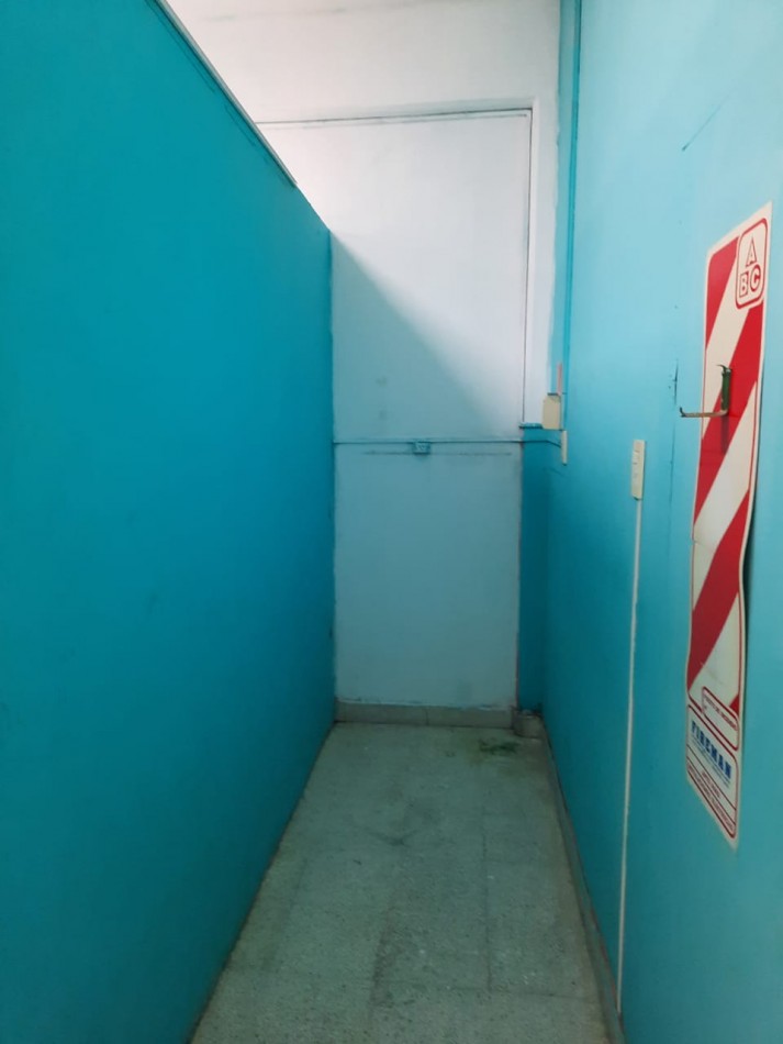 RIVADAVIA 163 - 16 E/ 3 Y 5 CENTRO