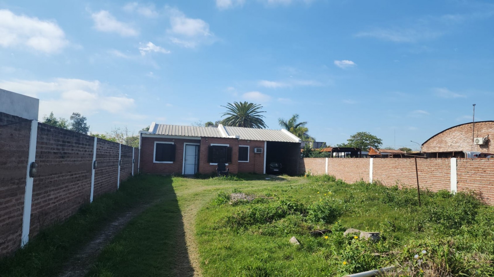 AMEGHINO 1045 - 24 E/ 21 Y 23 CENTRO