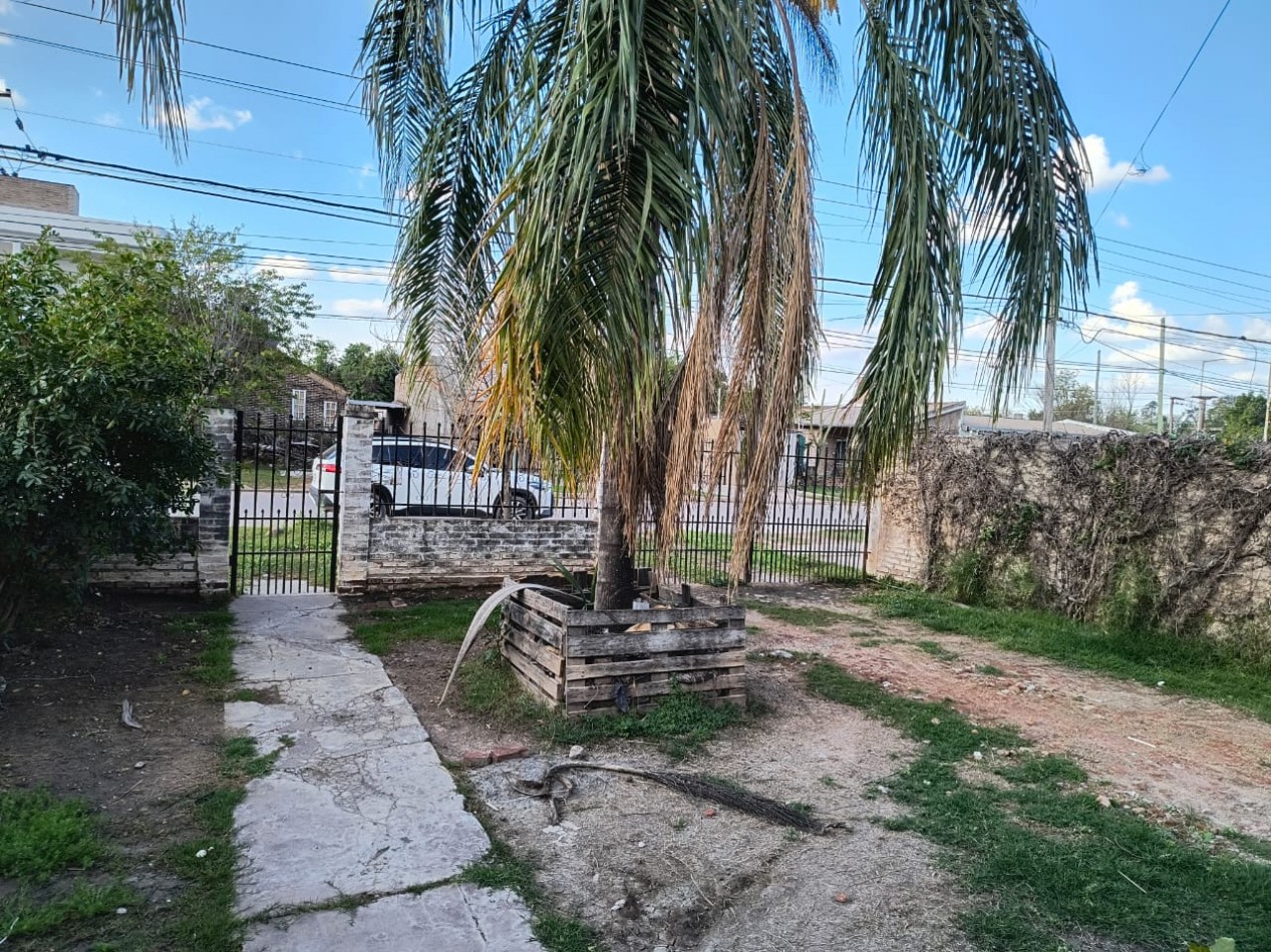 CALLE 35 ENTRE 6 Y 8 B° SAN MARTIN