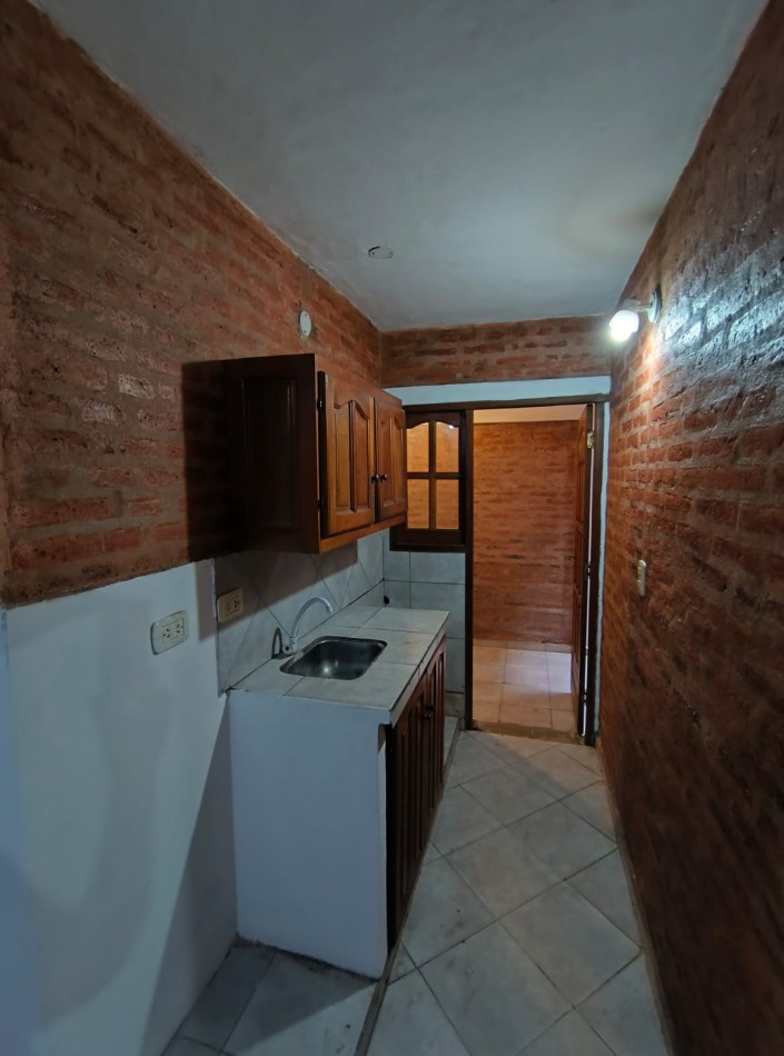 CHECOSLOVAQUIA 1053 - 11 E/ 16 Y 18 ENSANCHE SUR - ZONA UNCAUS