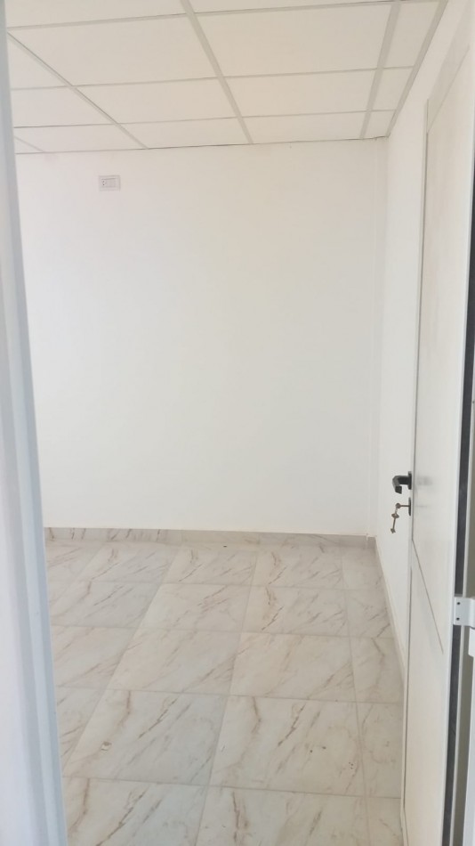 GDOR CASTELLS 751 - 19 ENTRE 16 Y 18 ENSANCHE SUR - ZONA UNCAUS