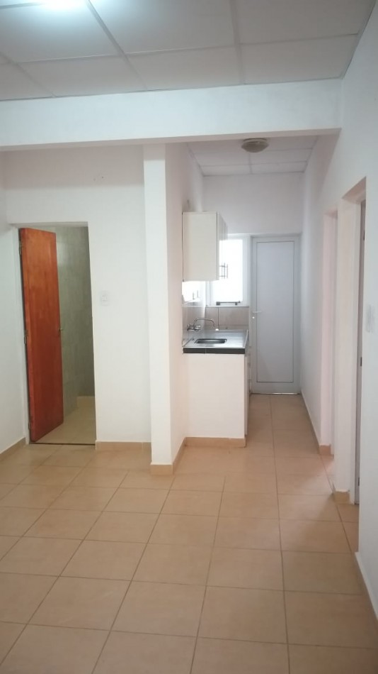 CHECOSLOVAQUIA 1055 - 11 E/ 16 Y 18 ENSANCHE SUR - ZONA UNCAUS