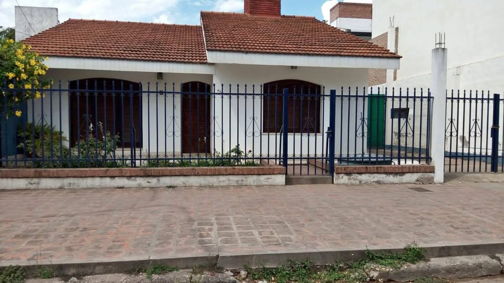 25 DE MAYO 941 - 11 ENTRE 20 Y 22 CENTRO 