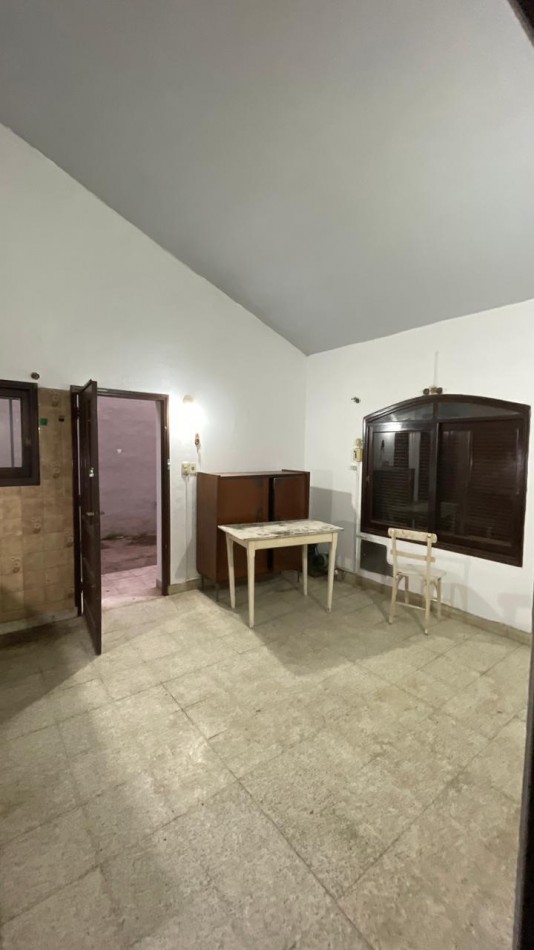 25 DE MAYO 941 - 11 ENTRE 20 Y 22 CENTRO 