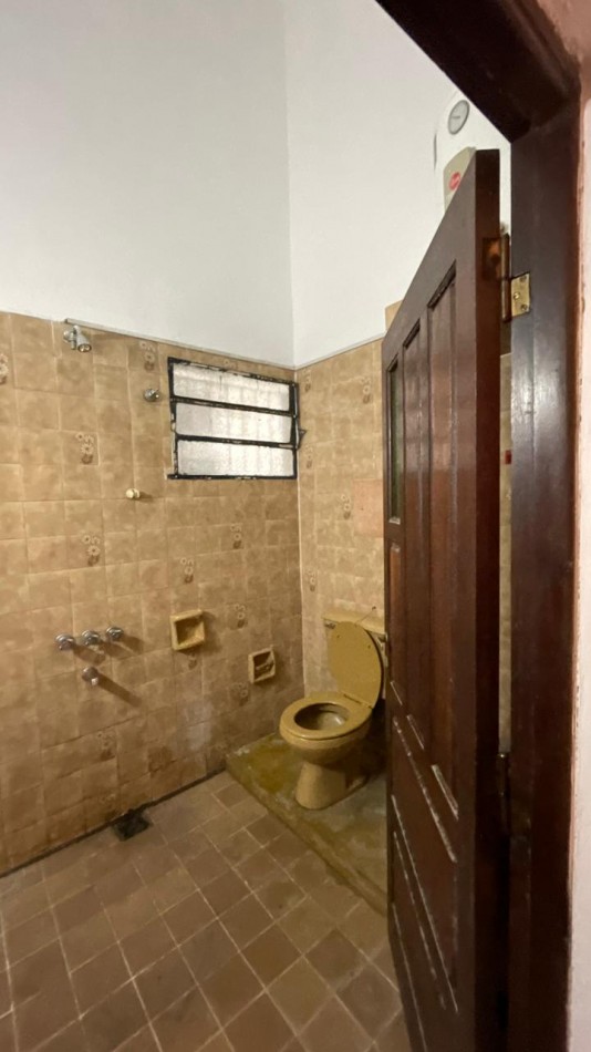 25 DE MAYO 941 - 11 ENTRE 20 Y 22 CENTRO 