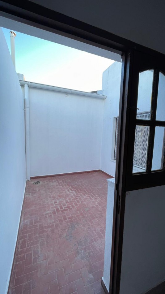 MITRE 683 - 13 ENTRE 14 Y 16 CENTRO 