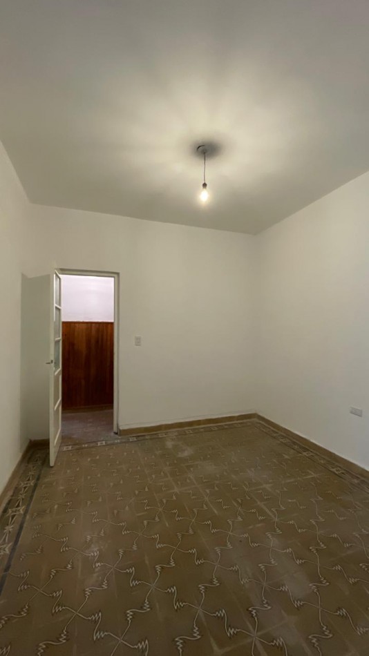 RIVADAVIA 848 - 16 ENTRE 9 Y 11 CENTRO 