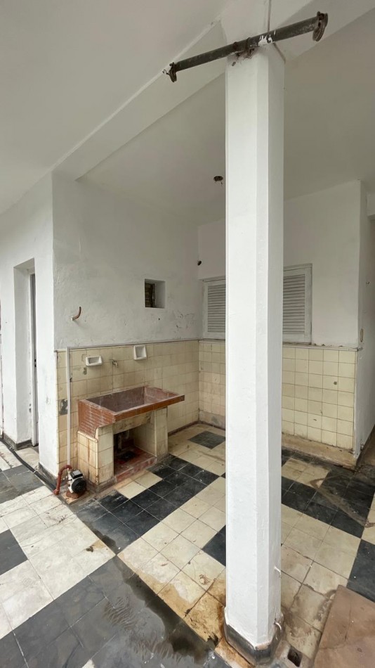 RIVADAVIA 848 - 16 ENTRE 9 Y 11 CENTRO 