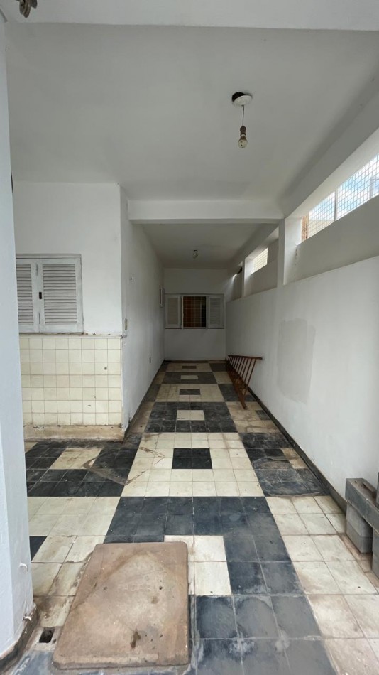 RIVADAVIA 848 - 16 ENTRE 9 Y 11 CENTRO 