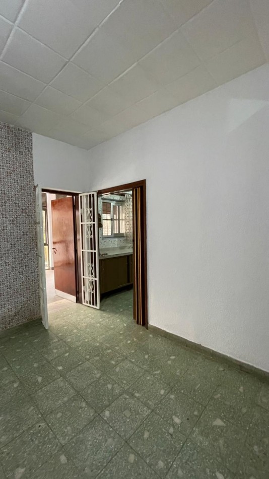 RIVADAVIA 848 - 16 ENTRE 9 Y 11 CENTRO 