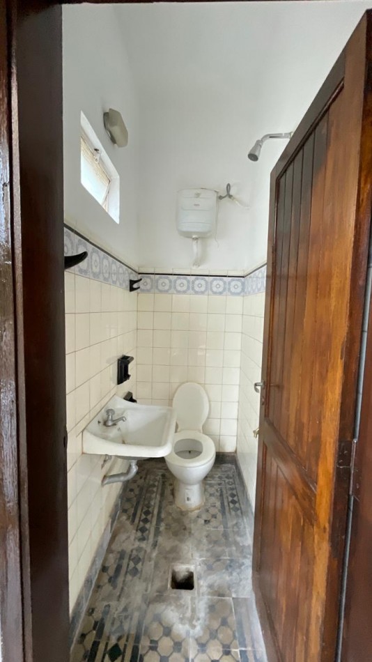 RIVADAVIA 848 - 16 ENTRE 9 Y 11 CENTRO 