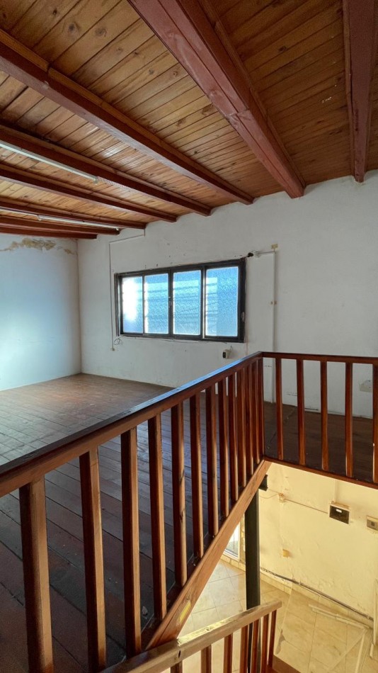 25 DE MAYO N° 734 - 11 ENTRE 16 Y 18 CENTRO 