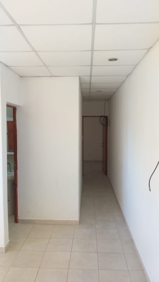 CAP. DIZ 17 - 6 ENTRE AV. 1 Y 3 BELGRANO - ZONA UNCAUS 