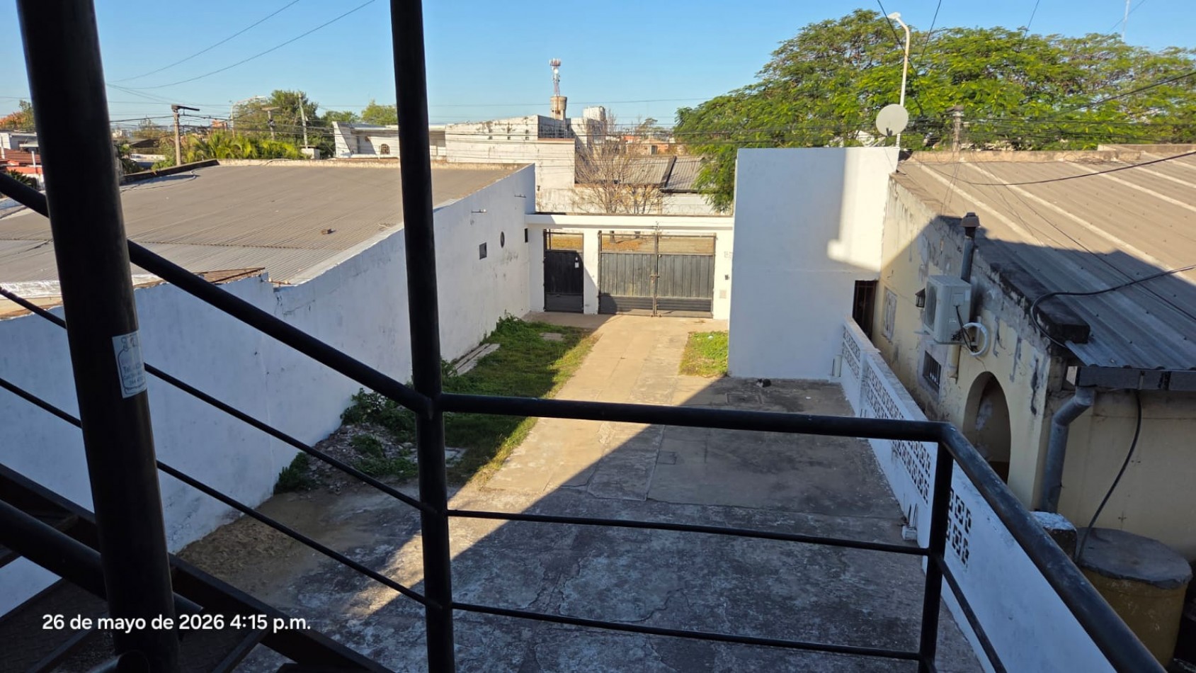 20 E/ 11 y 13 - ZONA UNCAUS - DOS DORMITORIOS 
