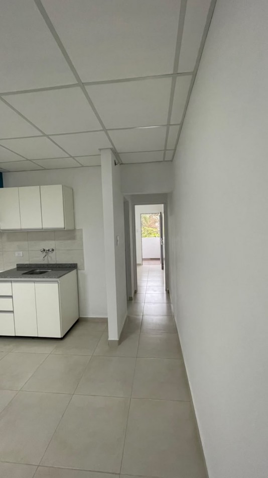 BLAS PARERA 1237 - 31 ENTRE 26 Y 28 CENTRO - ZONA HOSPITAL 