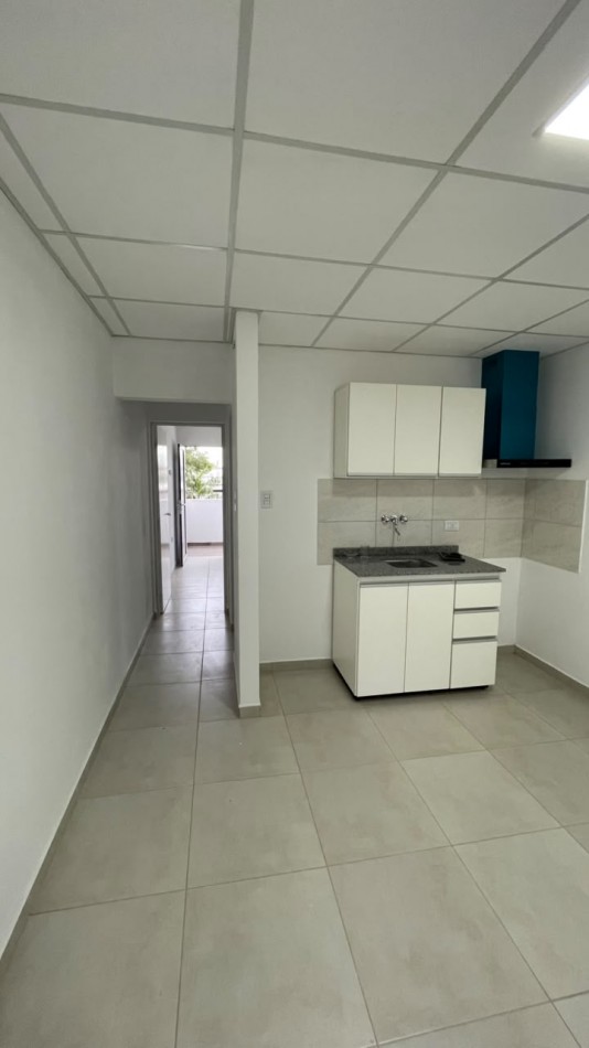 BLAS PARERA 1237 - 31 ENTRE 26 Y 28 CENTRO - ZONA HOSPITAL 