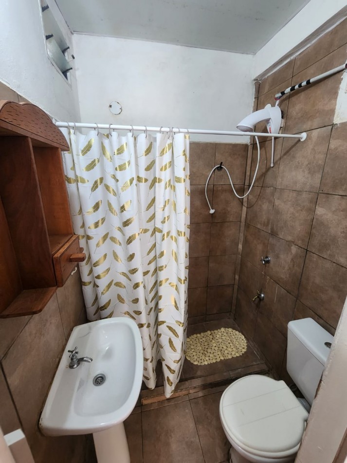 AV. F. CANTEROS 100 - AV. 000 E/ 5 Y 3 B RESERVA ESTE 
