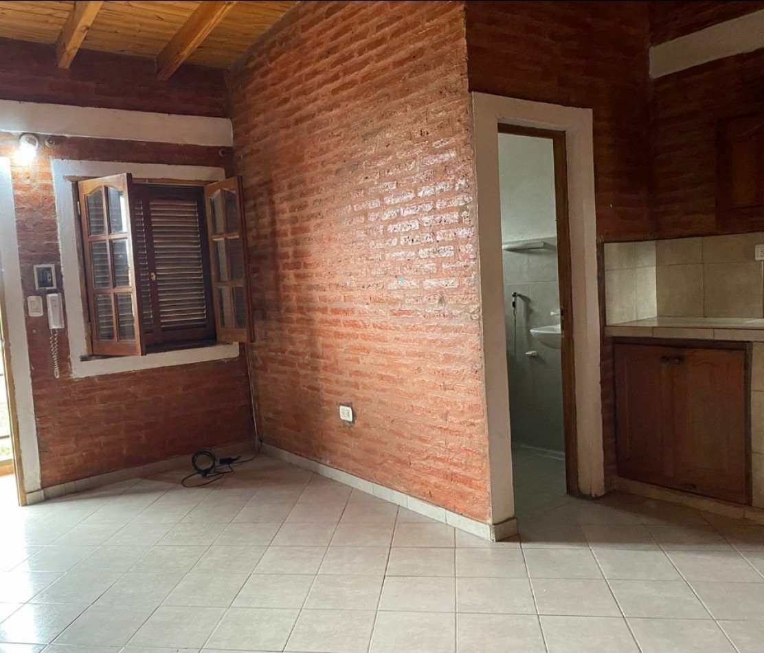 CHECOSLOVAQUIA 1053 - 11 E/ 16 Y 18 ENSANCHE SUR - ZONA UNCAUS
