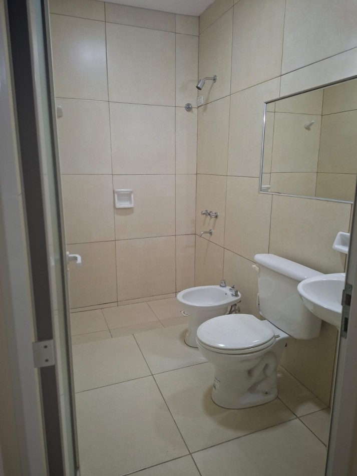 16 ENTRE 3 Y 5 CENTRO 