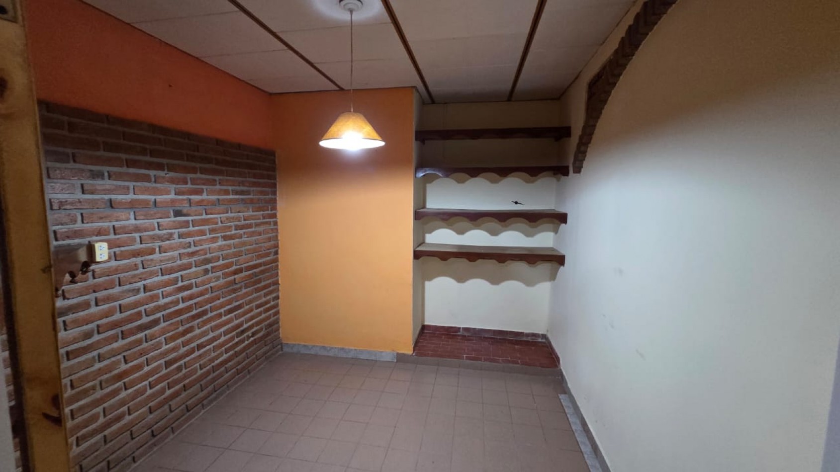 40 ENTRE 27 Y 29 LA TERMAL - LUIS BELTRAN ENTRE CUYO Y SOLER B° LA TERMAL 
