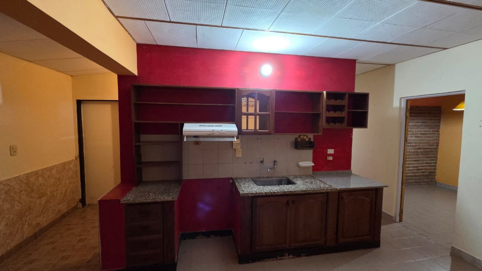 40 ENTRE 27 Y 29 LA TERMAL - LUIS BELTRAN ENTRE CUYO Y SOLER B° LA TERMAL 