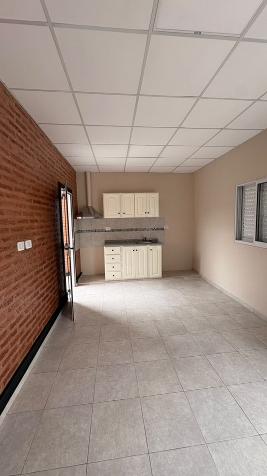 6 ENTRE 33 Y 35 SANTA RITA 