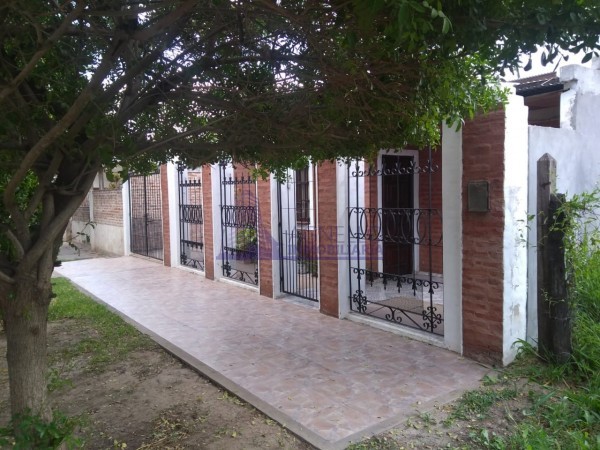 SE VENDE CASA. CALLE 5 E/ 2 Y 0 BARRIO BELGRANO