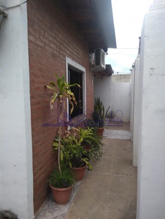 SE VENDE CASA. CALLE 5 E/ 2 Y 0 BARRIO BELGRANO