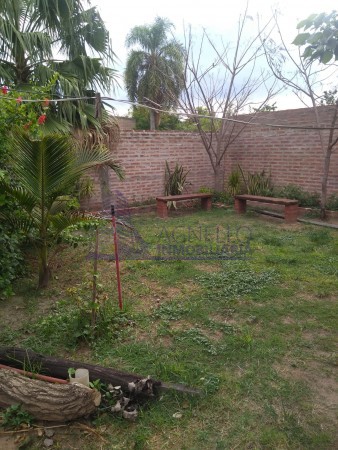 SE VENDE CASA. CALLE 5 E/ 2 Y 0 BARRIO BELGRANO