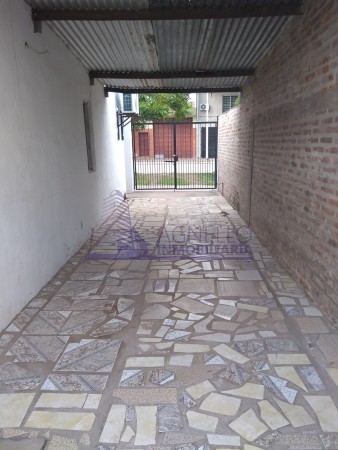 SE VENDE CASA. CALLE 5 E/ 2 Y 0 BARRIO BELGRANO