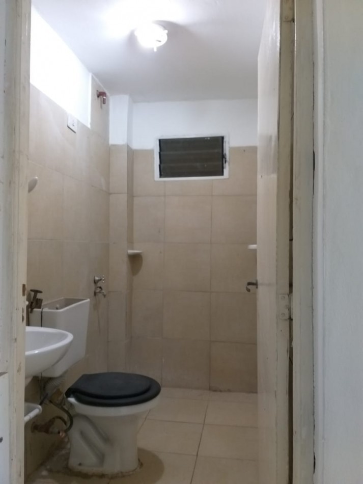 ALQUILER DEPARTAMENTO ZONA UCAUS - Calle Checolosvaquia 1055 (11 E/ 16 Y 18  ensanche sur) - DEPTO 10