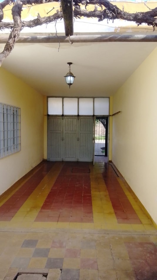 M. MORENO 1625 - 14 ENTRE 33 Y 35 PUIGBO