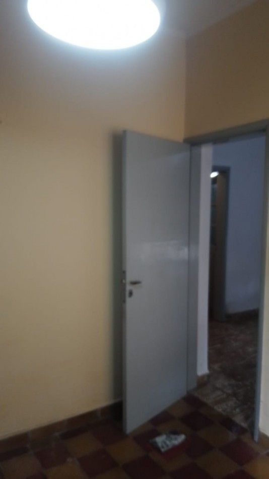 M. MORENO 1625 - 14 ENTRE 33 Y 35 PUIGBO