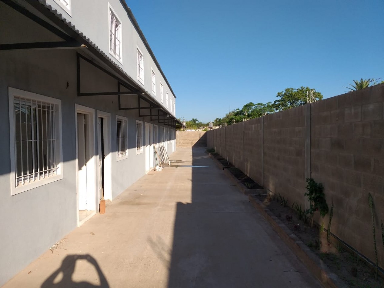 AMEGHINO 1061 - 24 E/ 21 Y 23 CENTRO 