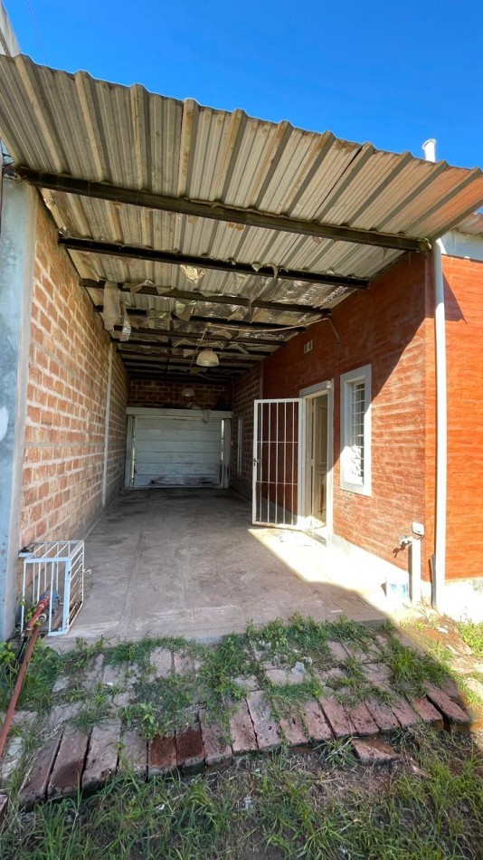 47 E/ 22 Y 24 PIÑEIRO - MZ 208 PC 23 