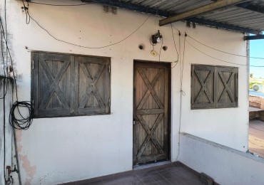 10 ENTRE 11 Y 13 CENTRO 