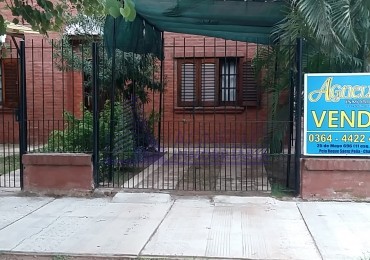 SE VENDE CASA.CALLE 13 ENTRE 24 Y 26  (ZONA CENTRO).